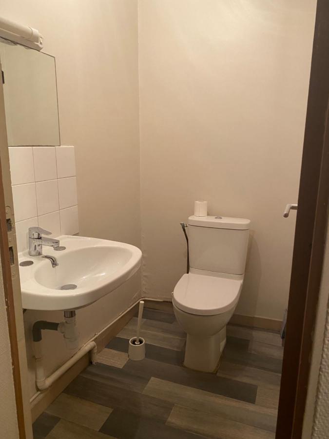 Studio Dinan Centre Apartment ภายนอก รูปภาพ